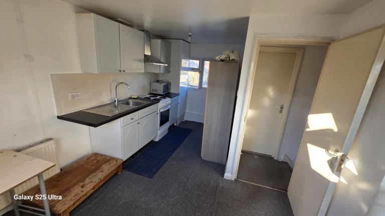 Beautiful studio flat for family or couples 