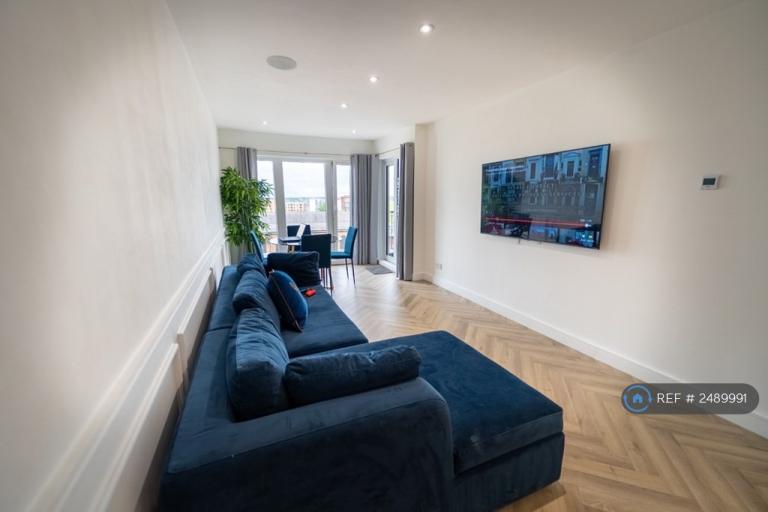 1 bedroom flat in The Mailbox, Birmingham, B1 (1 bed) (#2489991)