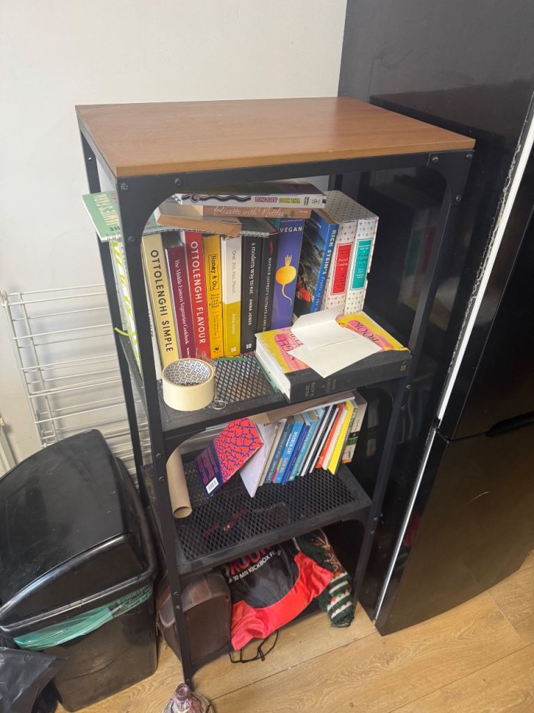 Shelf unit 
