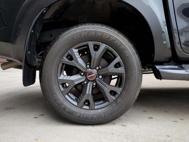 2024 Isuzu D-Max 1.9 TD V-Cross Auto 4WD Euro 6 (s/s) 4dr PICK UP Diesel Automatic