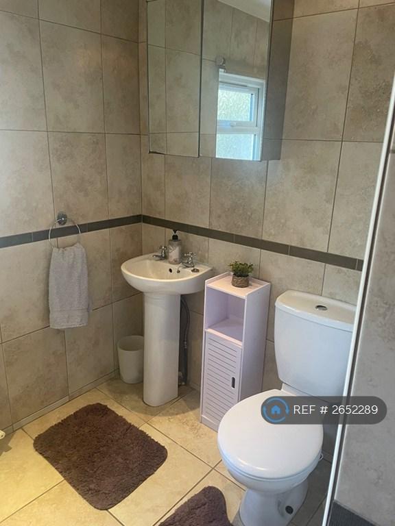 1 bedroom in Romford, Romford, RM7 (#2652289)