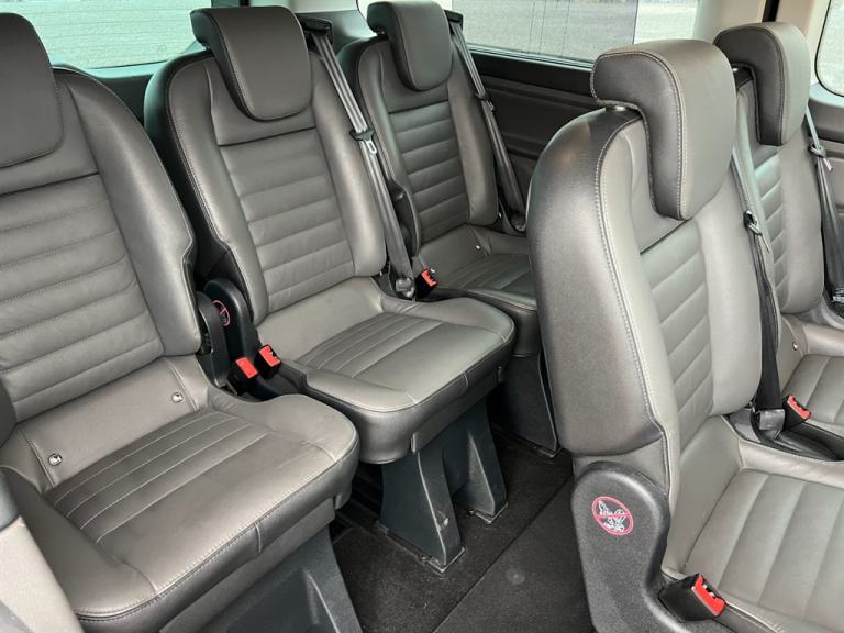 2021 Ford Tourneo Custom 320 TITANIUM ECOBLUE 9 SEATER Minibus Diesel/Ele Manual