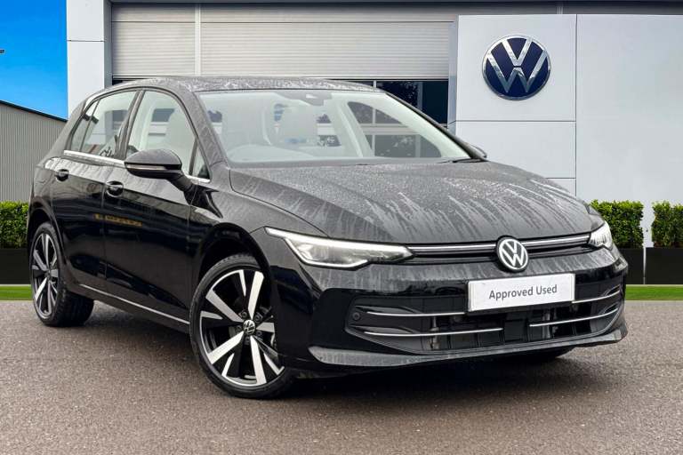 2025 Volkswagen Golf 1.5 TSI 204 Style eHybrid 5dr DSG Ã¢Â­Â18' Catania alloy wheels, Wint Hatch...