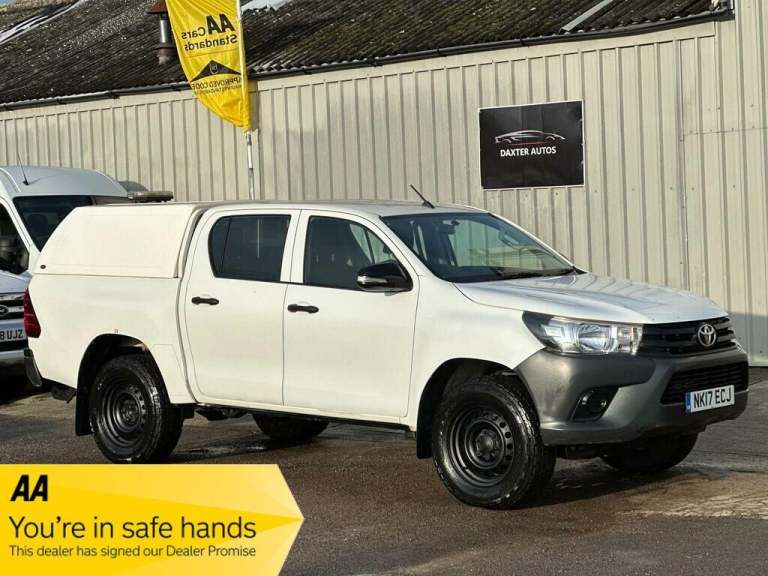 2017 Toyota Hilux 2.4 D-4D Active 4WD Euro 6 4dr (3.5t) PICK UP Diesel Manual