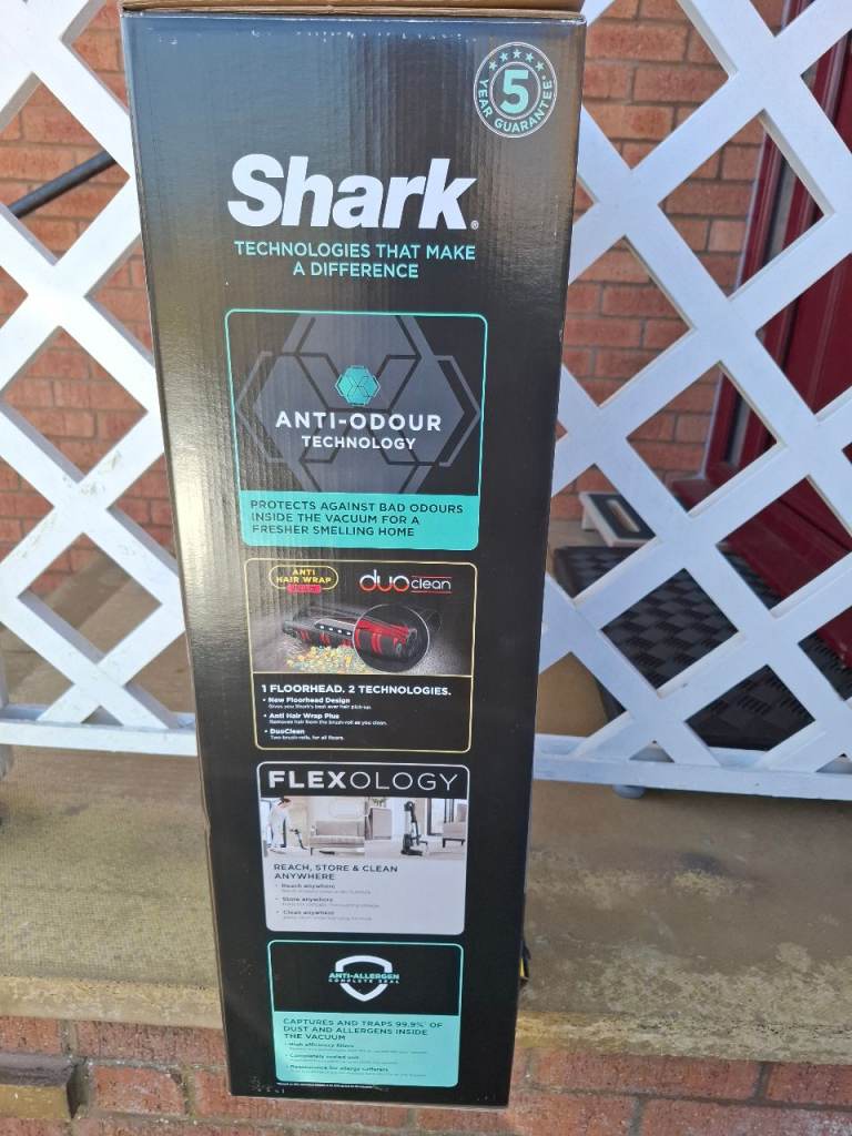 Shark Stratos Corded Stick Hoover. Pet Pro Model. Sharks Best Ever. Paid £299 SLASHED to Only £149