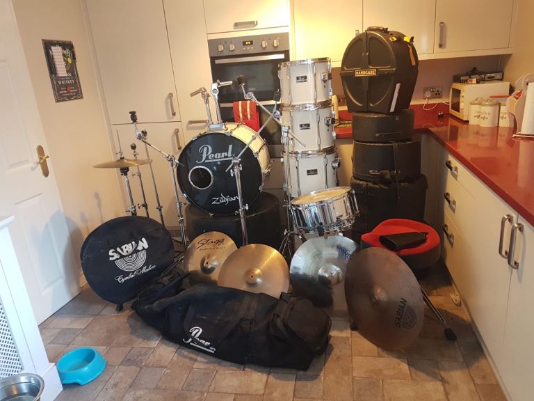 Complete Pearl Drum Kit 