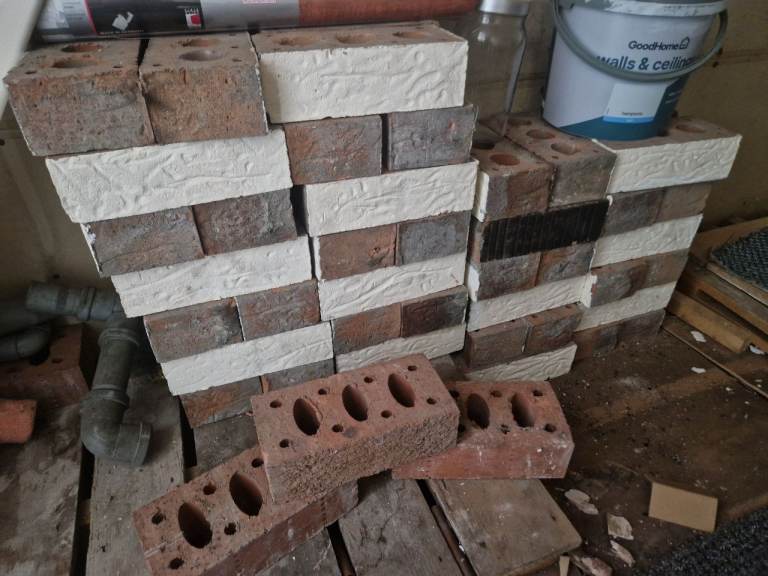 60 Reclaimed Bricks - Mixed Colours, Good Condition