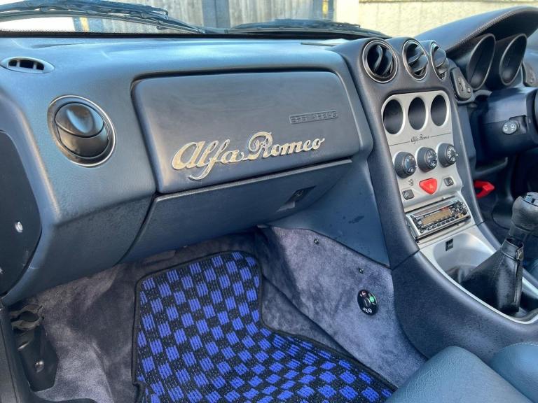 ALFA ROMEO SPIDER RARE 3.0 V6 24V 6 SPEED CONVERTIBLE SPIDER * FULL LEATHER *