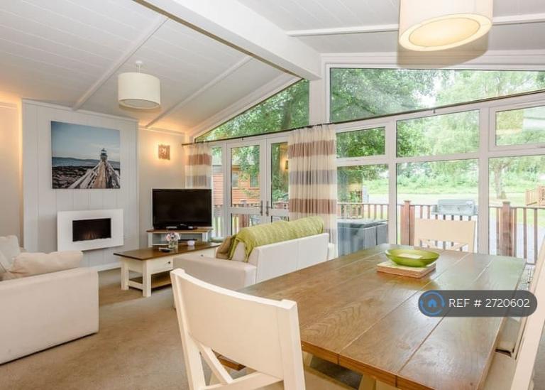 2 bedroom house in Bacton Road, North Walsham, NR28 (2 bed) (#2720602)