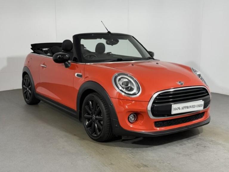 MINI CONVERTIBLE 1.5 Cooper Classic II 2dr Auto