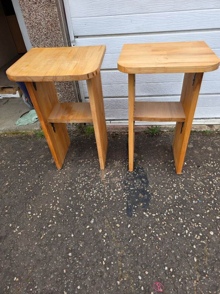 Pair of Wooden Bedside Tables with Shelf – Good Condition