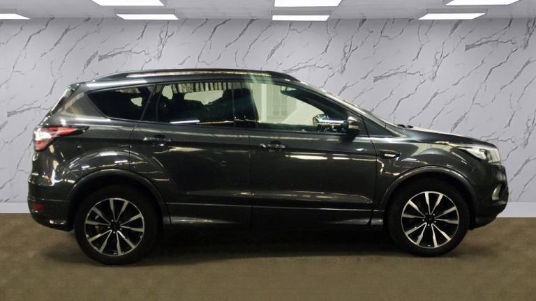 2017 Ford Kuga 1.5 TDCi ST-Line 5dr Auto 2WD HATCHBACK DIESEL Automatic