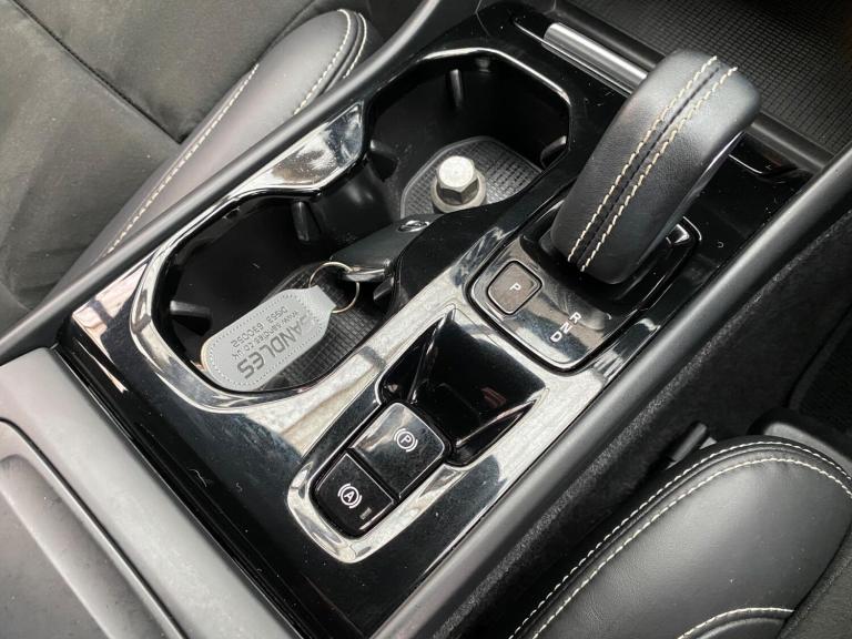 2021 Volvo XC40 2.0 B4 MHEV R-Design Auto Euro 6 (s/s) 5dr ESTATE Petrol/Electric Hybrid Automatic