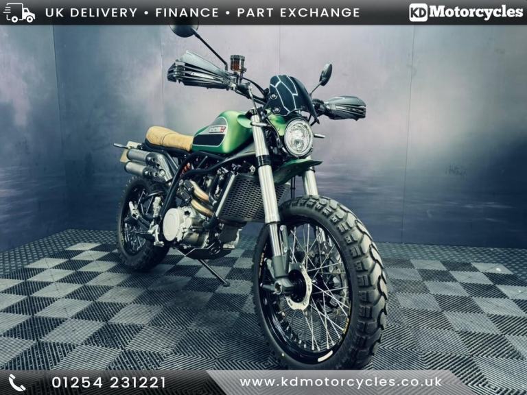 CCM Maverick, only 646 miles