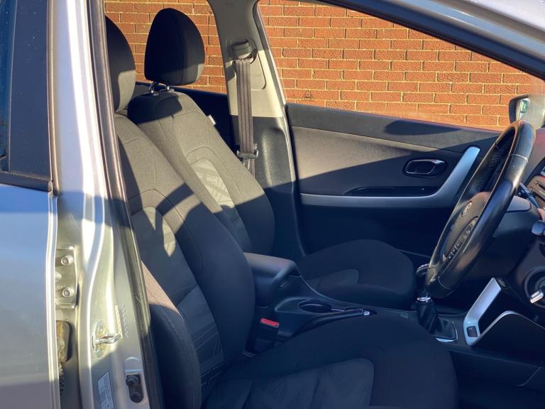 2015 Kia Ceed 1.4 SR7 Sportswagon Euro 5 5dr ESTATE Petrol Manual