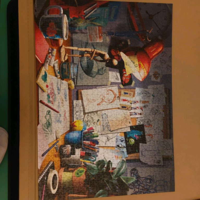 Disney Pixar Ravensburger 1000 piece puzzle, fab!!