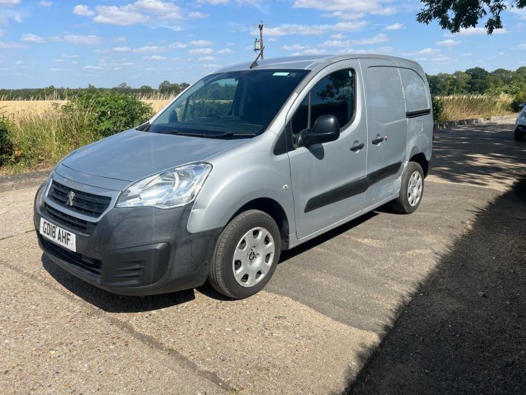 2018 Peugeot Partner 850 1.6 BlueHDi 100 Professional Van [non SS] PANEL VAN Diesel Manual