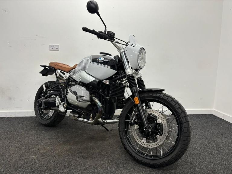 BMW R NINE T SCRAMBLER X ** AKRAPOVIC EXHAUST - FULL 12 MONTHS MOT - ABS **