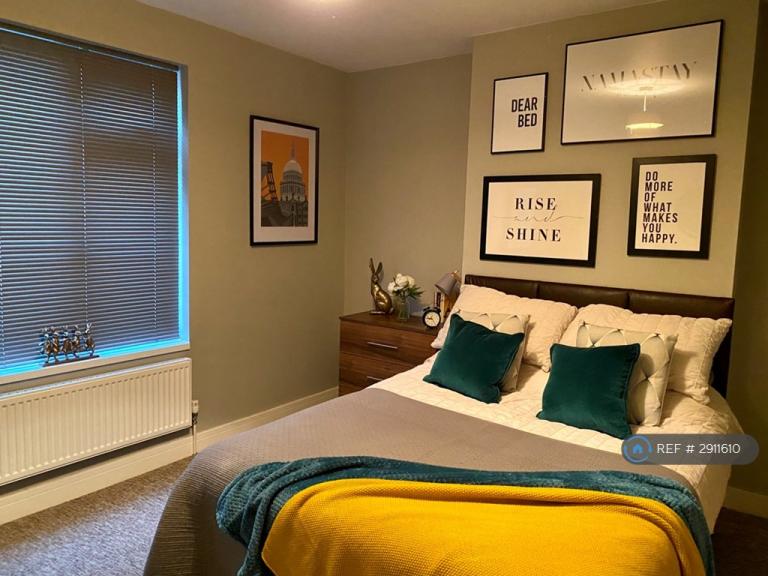 1 bedroom in Station Street, Atherstone, CV9 (#2911610)