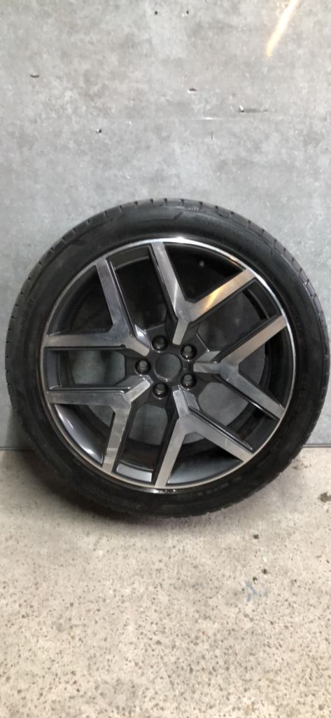 Seat Arona 18 inch alloy 215/45/18 