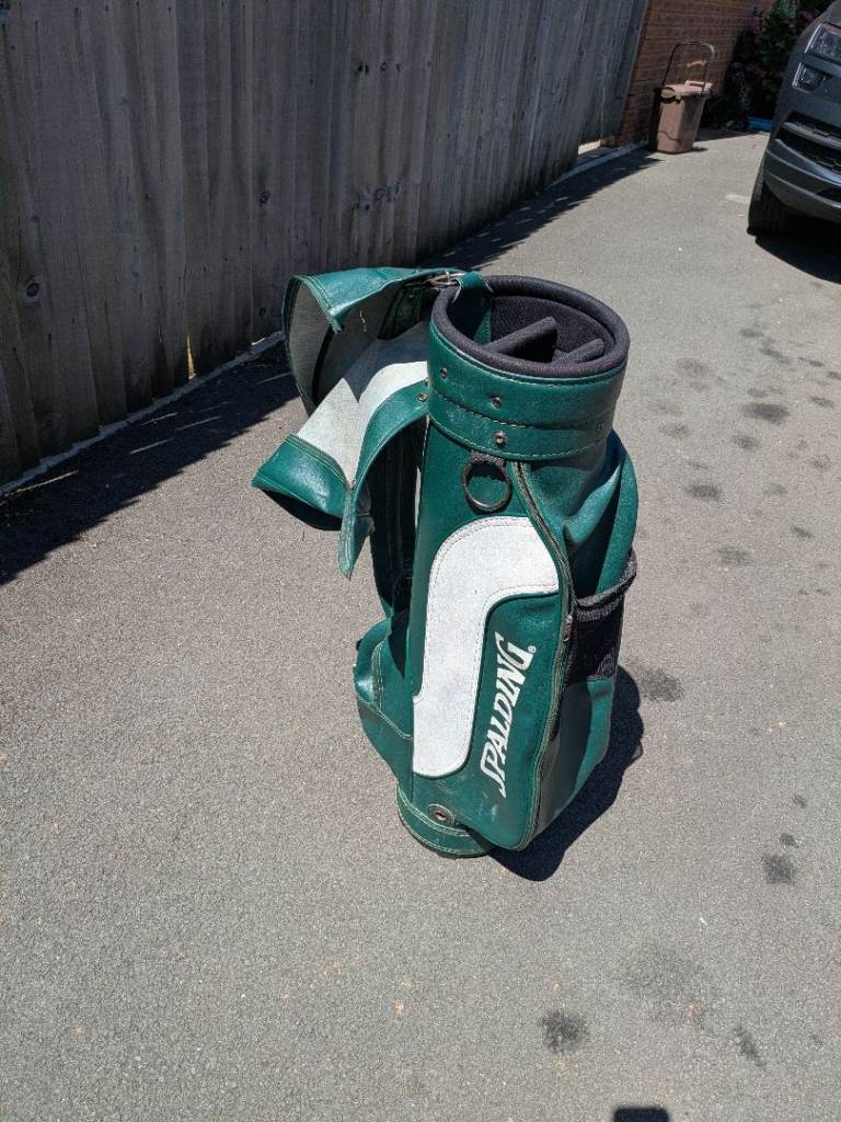 Old school golf bag