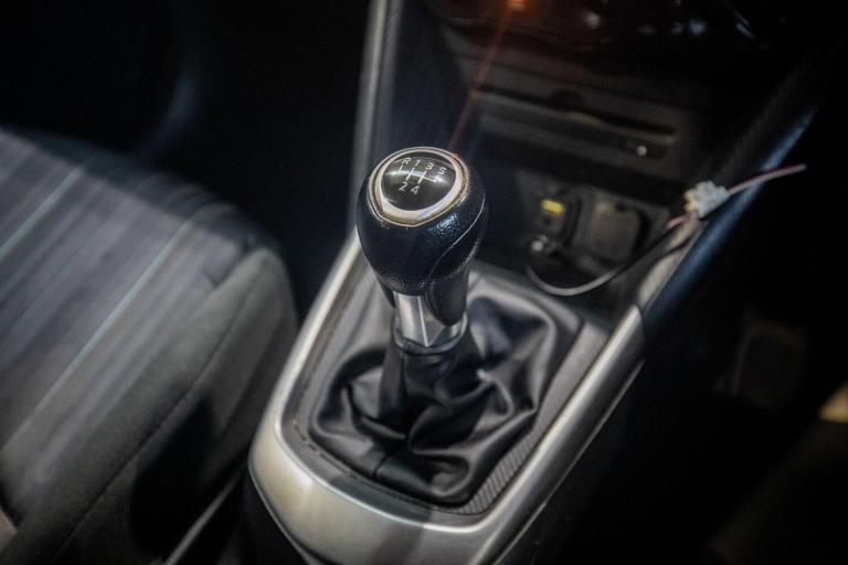 2015 Mazda Mazda2 1.5 75 SE 5dr HATCHBACK PETROL Manual