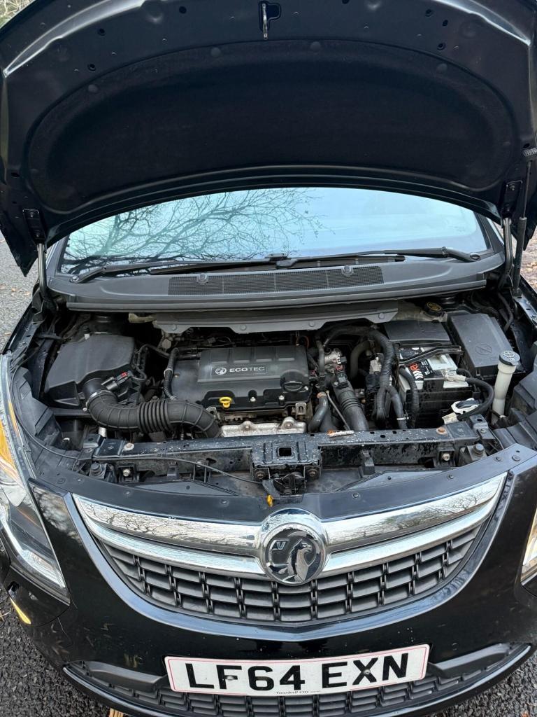 2014 Vauxhall Zafira Tourer Tech Line T Mpv Petrol Manual