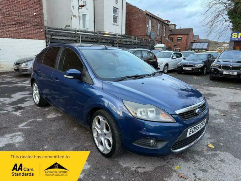 2009 Ford Focus 2.0 Titanium 5dr HATCHBACK Petrol Automatic