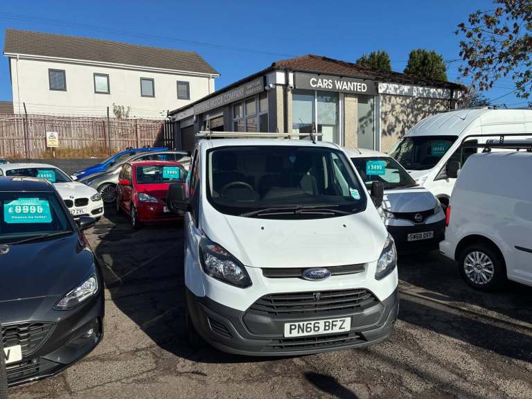 2016 Ford Transit Custom 2.2 TDCi 290 Panel Van 5dr Diesel Manual L1 H1 (186 g/km, 98 bhp) Panel ...