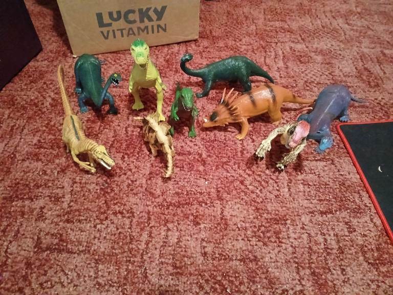 Kids dinos toys