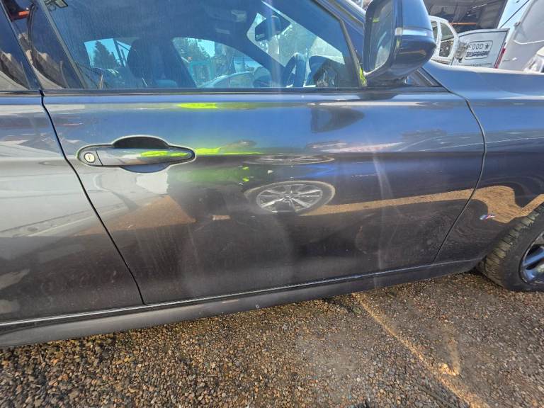 Description Bmw 3 Series F30 F31 right drivers Gray Door Panel B39 Breaking Parts