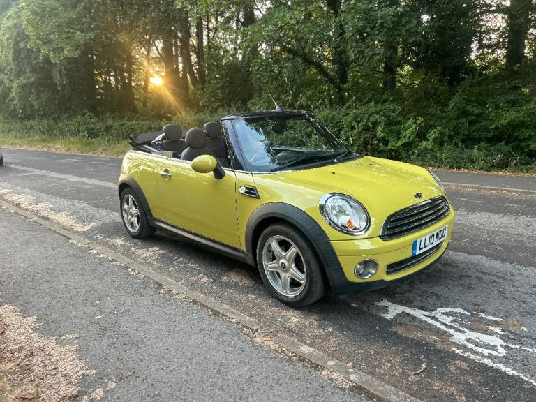 Mini, CONVERTIBLE, Convertible, 2010, Manual, 1598 (cc), 2 doors