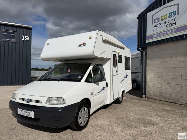NuVenture Rio - 4 BERTH COMPACT MOTORHOME FOR SALE 