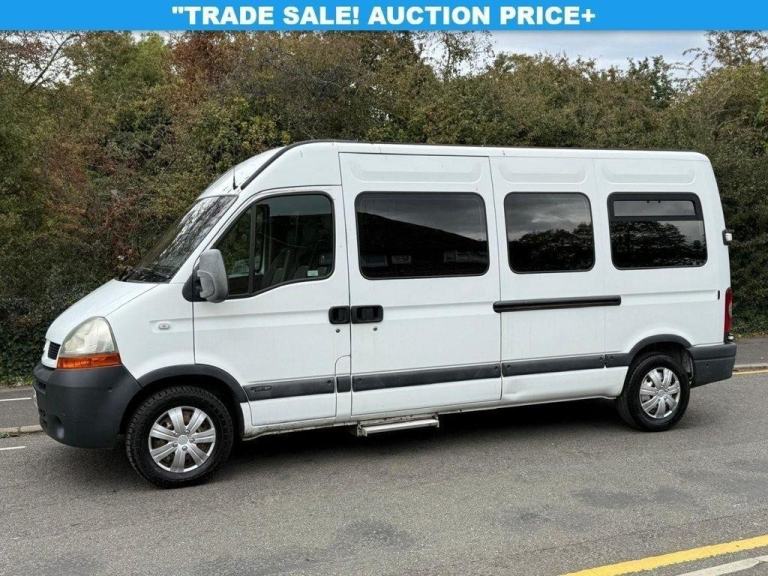 2005 05 RENAULT MASTER 2.5L 100 BHP LM35 L3 LWB MINI BUS/AMBULANCE (NO VAT) DIES