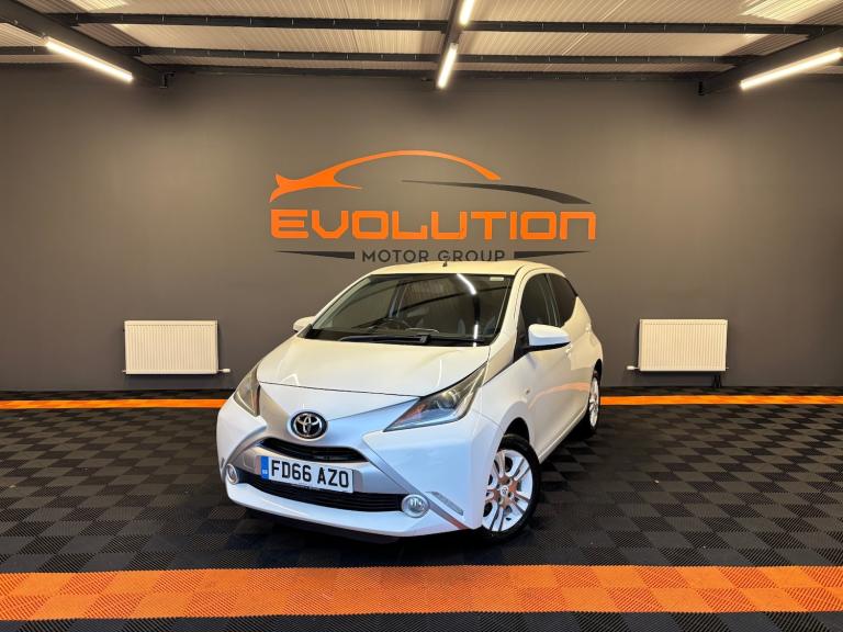 2016 Toyota AYGO 1.0 VVT-i X-Pure 5dr HATCHBACK Petrol Manual