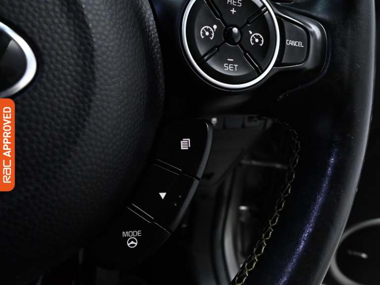 2015 Kia Soul 1.6 CRDi Maxx SUV 5dr Diesel Manual Euro 5 (126 bhp) Hatchback DIESEL Manual