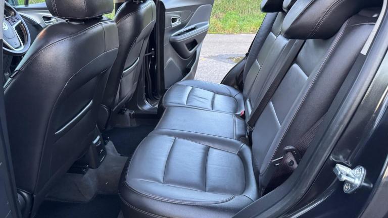 2015 Vauxhall Mokka 1.6i SE 2WD Euro 6 (s/s) 5dr HATCHBACK Petrol Manual