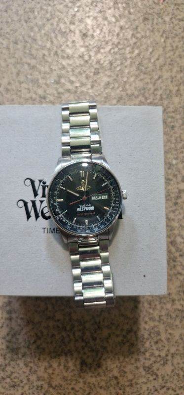 Mens vivienne westwood time machine watch 