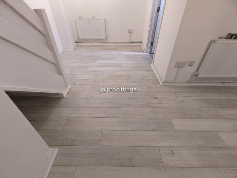 Laminate Fitters | Herringbone | LVT | Supply and Installation 