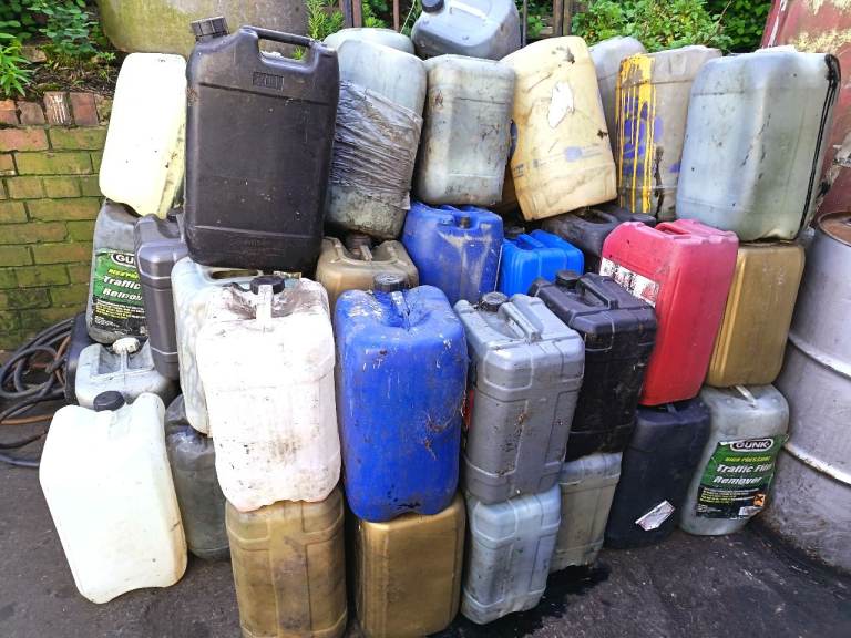 FREE JERRY CANS DRUMS BARRELS CONTAINERS OIL LIQUID DIY PROJECT FREE