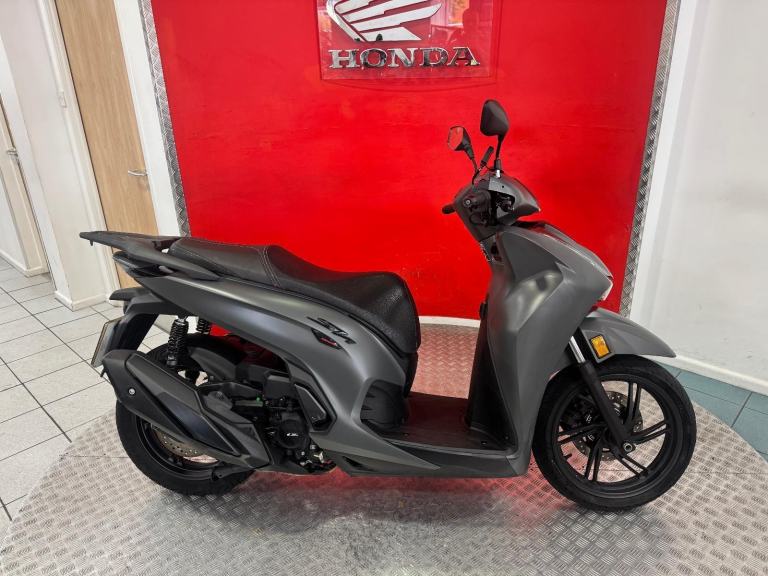 2025 '25' Honda SH 350 AS-S