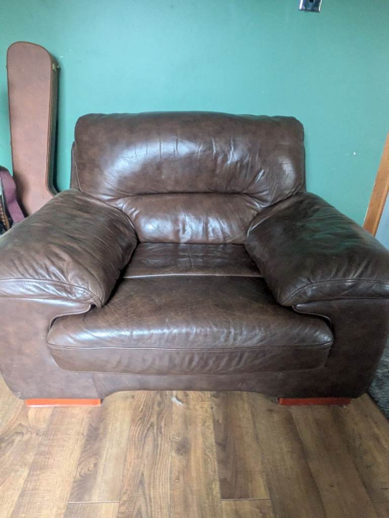 Brown Leather Sofa and Armchair Set – Good Condition