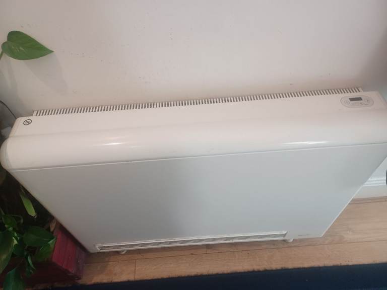 Storage heater