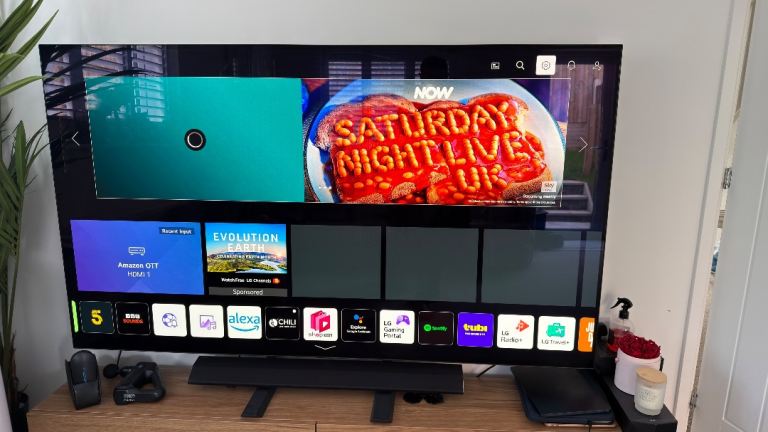 LG C1 OLED 77” Smart TV – Premium OLED