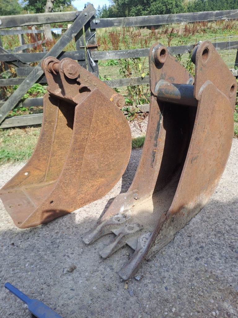 JCB digger buckets