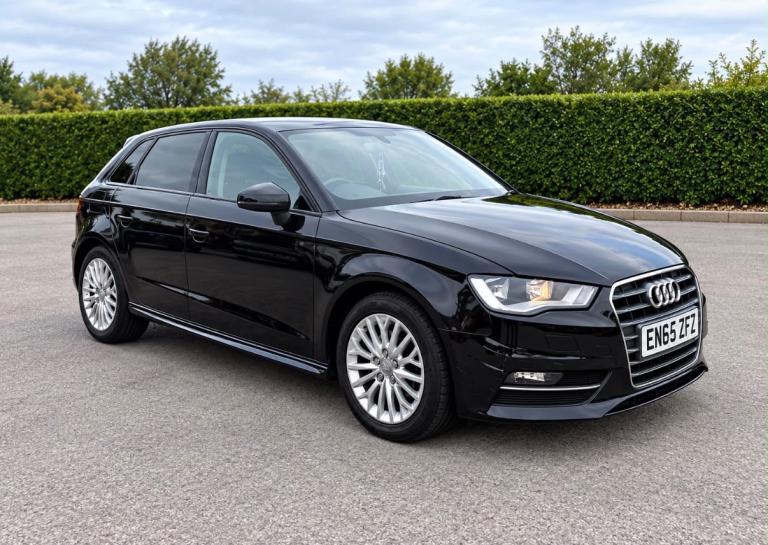 Audi, A3, Hatchback, 2016, Manual, 1598 (cc), 5 doors
