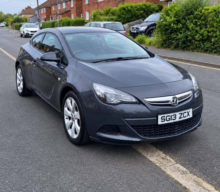 VAUXHALL ASTRA GTC, Hatchback, 2013, Manual, 1364 (cc), 3 doors