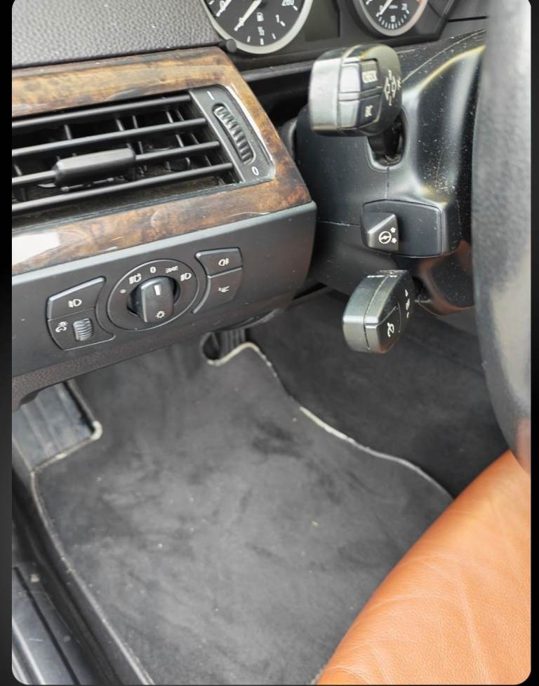 BMW, 525, Saloon, 2004, 2494 (cc), 4 doors