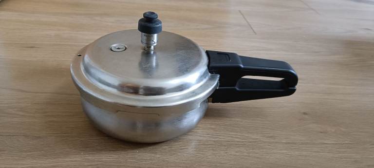 Pressure cooker 