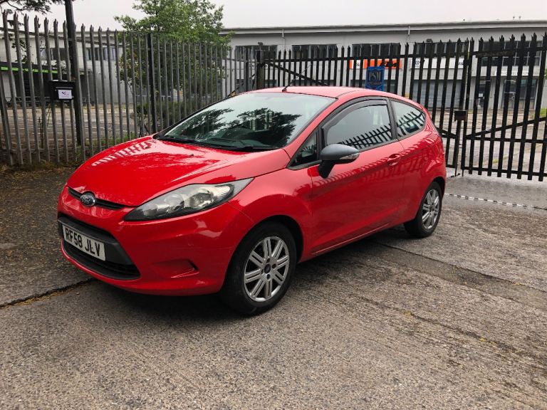 Good Condition MK7 Ford Fiesta 1.25 Petrol, February 2027 MOT, Apple Car Play, HPI clear